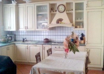 Trilocale via fratelli rosselli 10, San Quirico d'Orcia - foto 1