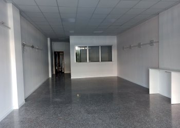 Locale Commerciale via liguria 32, frazione Fizzonasco, Pieve Emanuele - foto 4