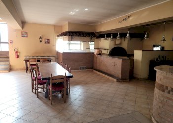 Locale Commerciale Strada Susa, 5, Susa - foto 5