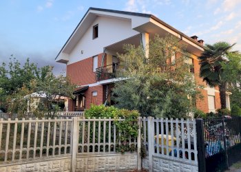 Villa Bifamiliare Via Leini , Settimo Torinese - foto 2