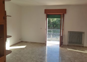 Appartamento Contrada colle Santa Maria 27, frazione Convento, Mosciano Sant'Angelo - foto 2