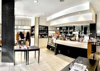 Locale Commerciale della pietra 25b, Bologna (zona Borgo Panigale) - foto 2