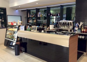 Locale Commerciale della pietra 25b, Bologna (zona Borgo Panigale) - foto 8