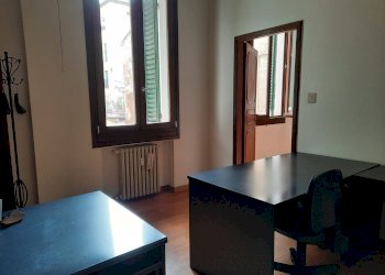 Ufficio via caprarie 3, Bologna (zona Galvani) - foto 3