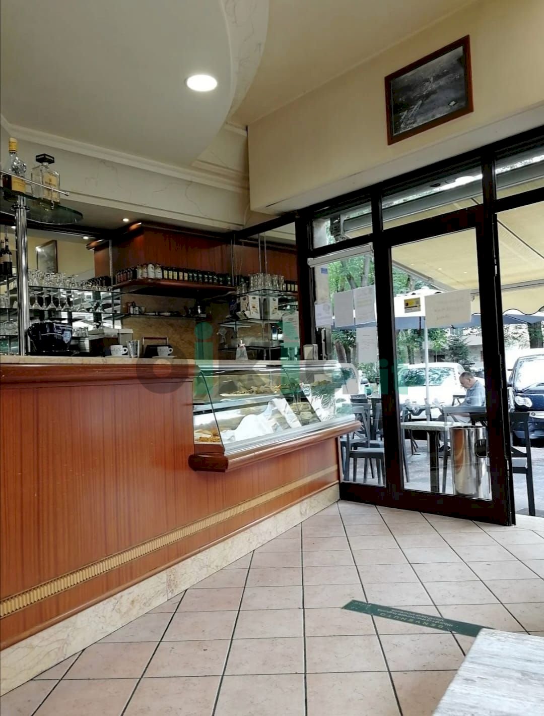 Commercial Premises Pzza Federico Marcello Lante 21, Roma (neighborhood Ardeatino) - photo 2