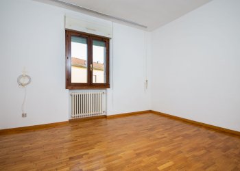 Quadrilocale Via Ugo Foscolo 15, Imola (zona Colombarina) - foto 3