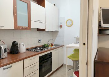 Three-room apartment Santorre di Santarosa 6, Savona - photo 10