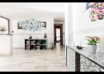 Quadrilocale Via di pino 30, Genova (zona Molassana) - foto 8