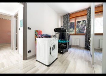 Quadrilocale Via di pino 30, Genova (zona Molassana) - foto 12