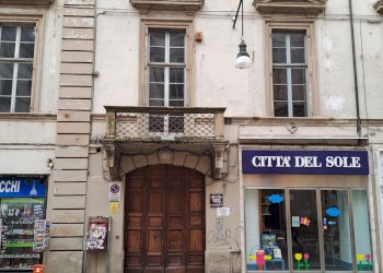 Bilocale via garibaldi 35, Torino (zona Centro) - foto 1