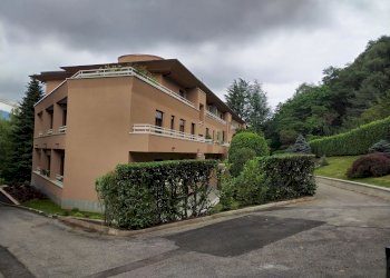 Appartamento Via Montello, 154, Varese (zona Montello) - foto 1