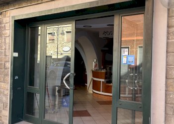 Locale Commerciale Via del corso 24, frazione Lagaro, Castiglione dei Pepoli - foto 2