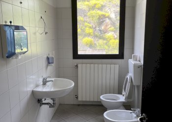 Locale Commerciale Via nazionale nord 2, frazione Lagaro, Castiglione dei Pepoli - foto 10