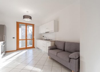 Bilocale frazione Chiaravalle Milanese, Milano - foto 5