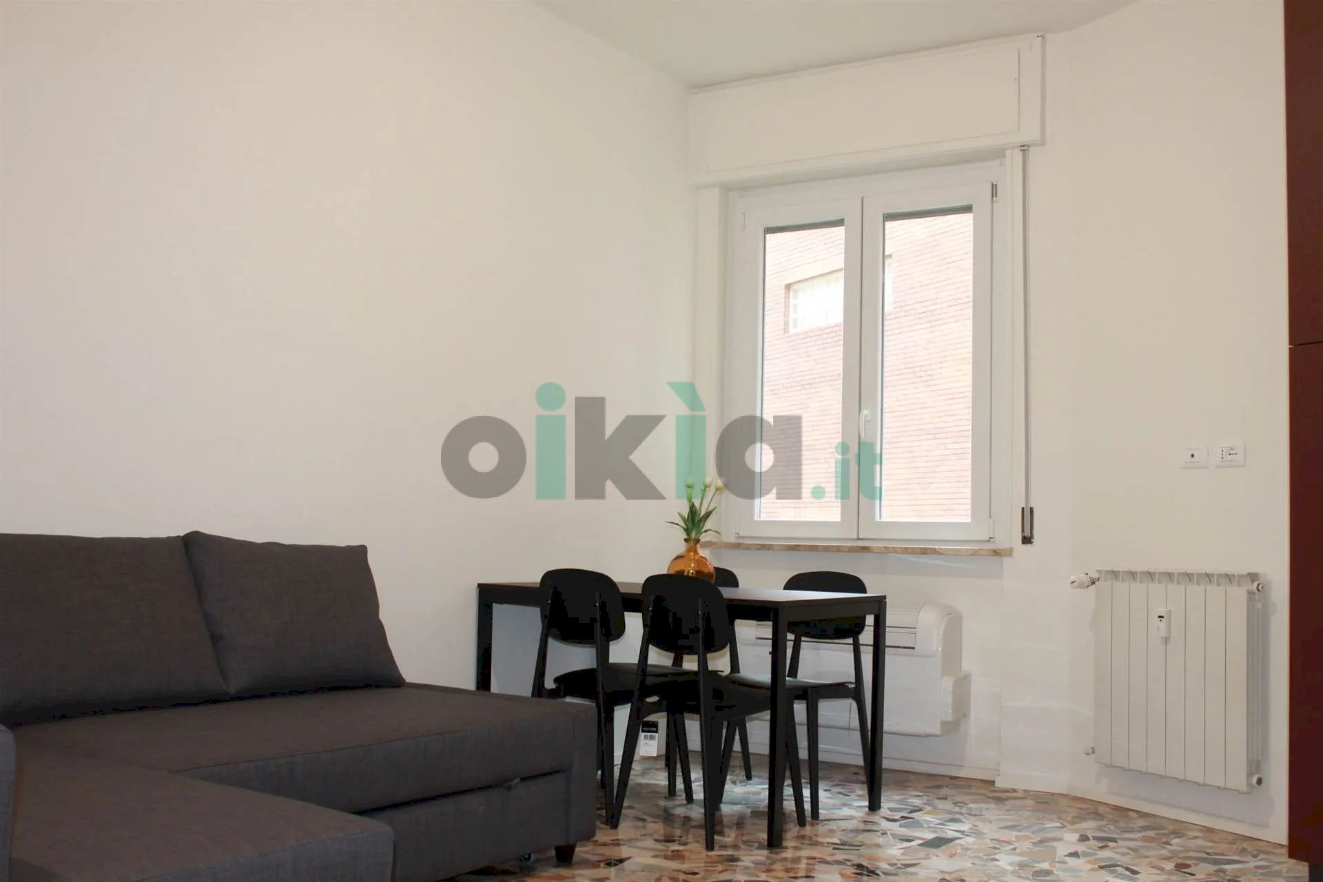 Bilocale Via Giuseppe Giacosa 9, Milano, Milano - foto 1
