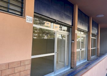 Locale Commerciale via ascari, Roma (zona EUR) - foto 3