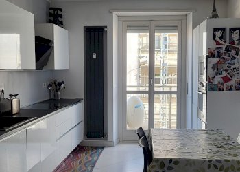 Trilocale Via Ascanio Sobrero 19, Torino (zona San Donato) - foto 1