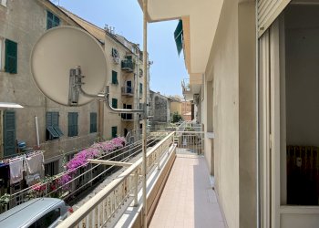 Four-room apartment PIAZZA BONAVINO 3 PEGLI, Peglio - photo 3