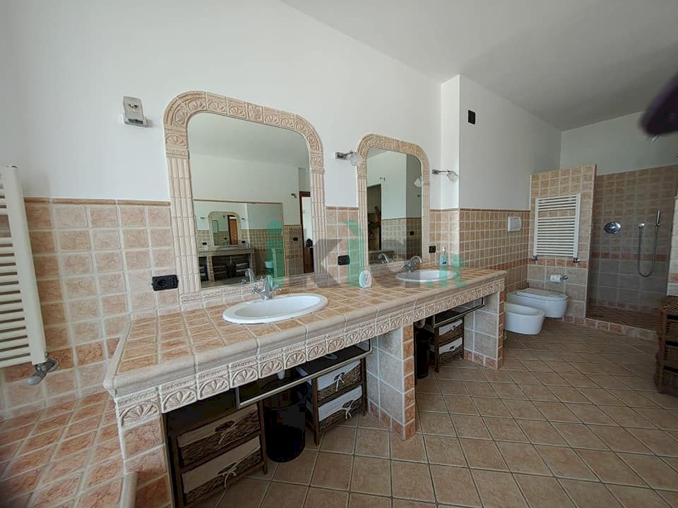 Three-room apartment Genova (neighborhood Prà) - photo 1