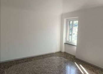 Bilocale Via Piacenza , Genova (zona Molassana) - foto 3