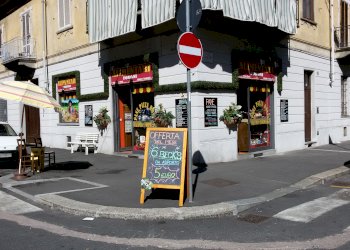 Shop Via Candia angolo Via Crescentino, Torino (neighborhood Barriera Milano) - photo 13