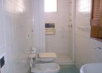 Bilocale via Duca Ferrante della Marra, Napoli (zona San Carlo all'Arena) - foto 5