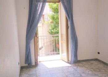 Bilocale via Duca Ferrante della Marra, Napoli (zona San Carlo all'Arena) - foto 8