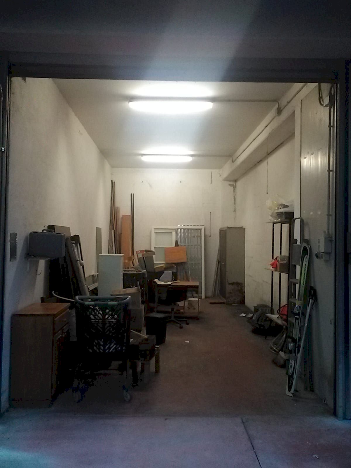 Garage - Parking Viale Moncenisio 28, Città di Castello - photo 1